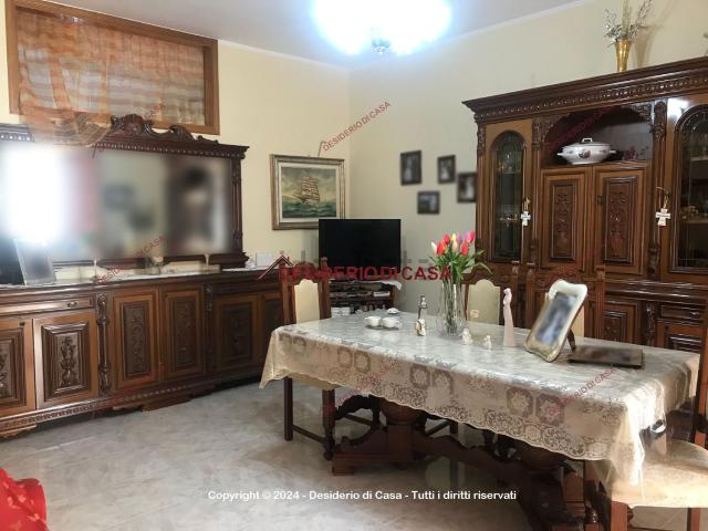 Appartamento in vendita di 144 m² in Via Ugo la Malfa