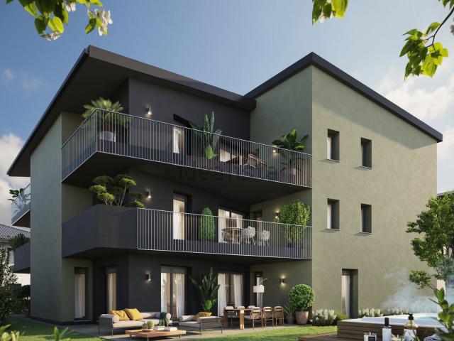 Appartamento in vendita di 144 m² in Via Valduggia