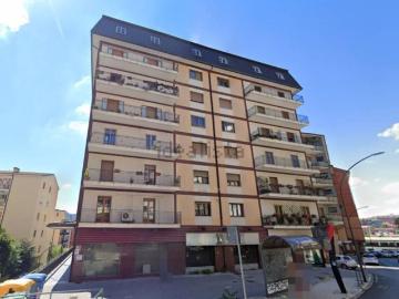 Appartamento in vendita di 144 m² in Viale Guglielmo Marconi
