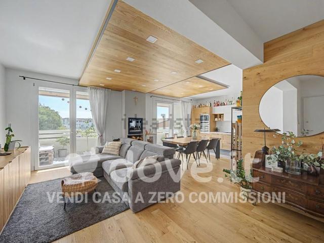 Appartamento in vendita di 144 m² in Viale IV Novembre, 6