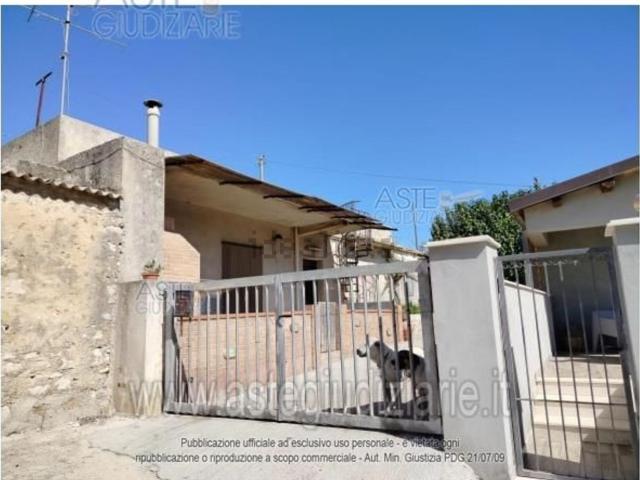 Appartamento in vendita di 144 m² in Contrada Cicimia, 106