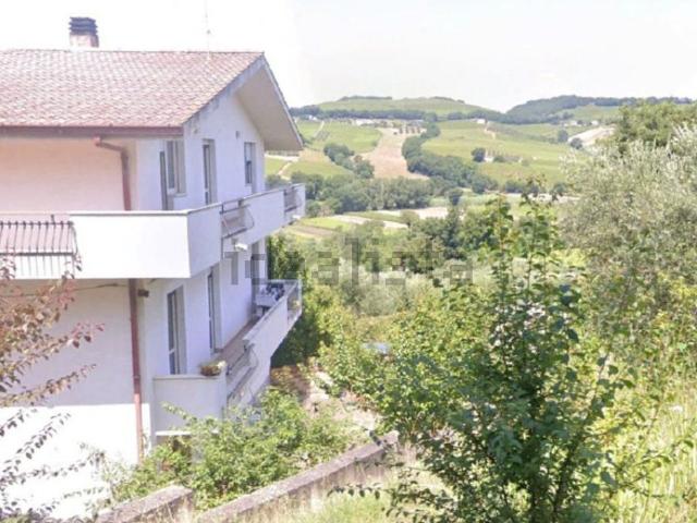 Appartamento in vendita di 144 m² in Contrada Fontanella