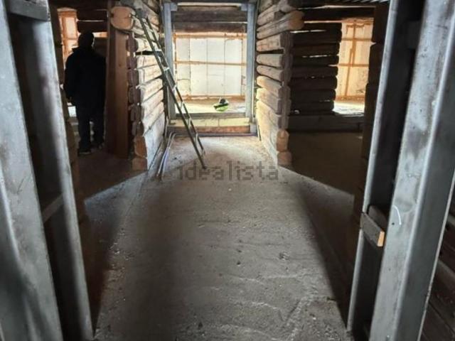 Appartamento in vendita di 144 m² in Frazione Crest