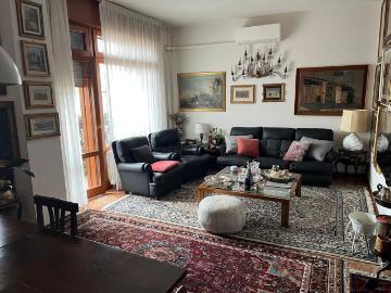 Appartamento in vendita di 145 m²