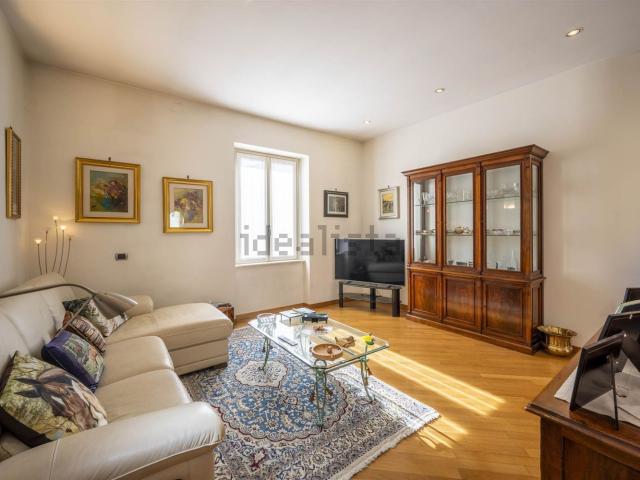 Appartamento in vendita di 145 m²