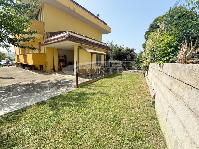Appartamento in vendita di 145 m²