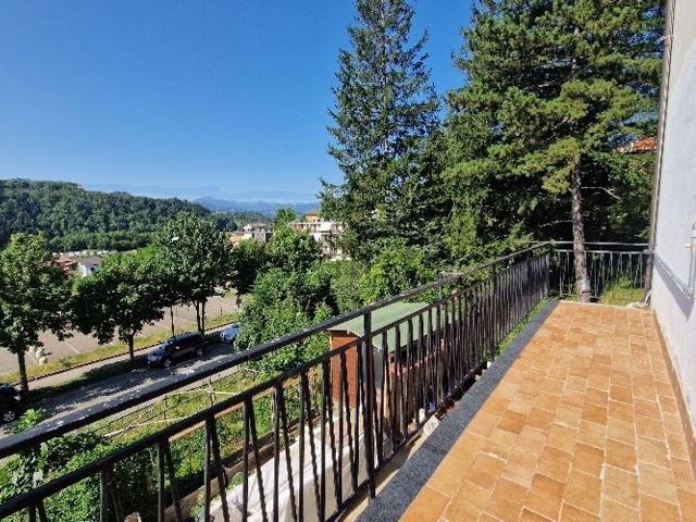 Appartamento in vendita di 145 m²