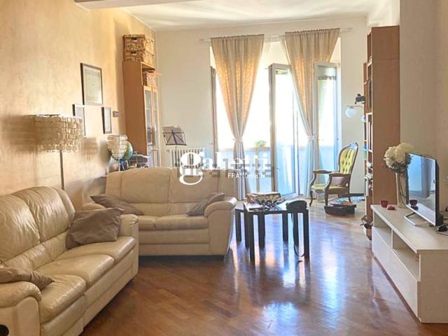 Appartamento in vendita di 145 m²