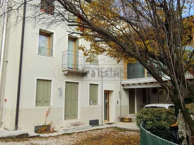 Appartamento in vendita di 145 m² in Via Canova, 12
