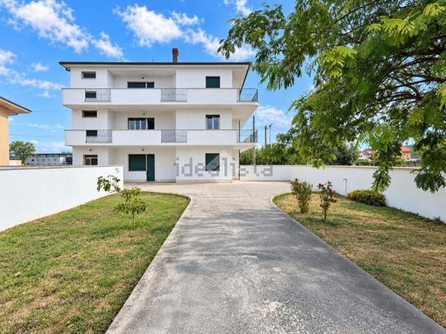 Appartamento in vendita di 145 m² in Via Chiacchiaretta, 48
