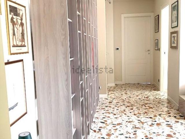 Appartamento in vendita di 145 m² in Via Città di Lima, 34