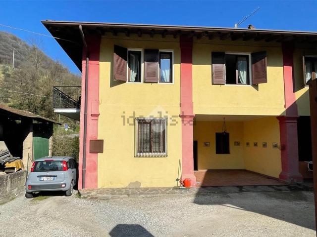 Appartamento in vendita di 145 m² in Via Civine, 1