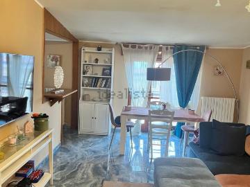 Appartamento in vendita di 145 m² in Via A. De Gasperi