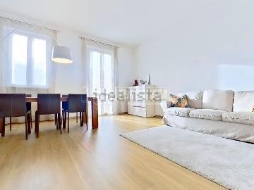 Appartamento in vendita di 145 m² in Via Amatore Sciesa
