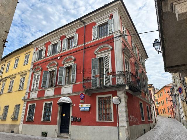 Appartamento in vendita di 145 m² in Via Antonio Gramsci, 75