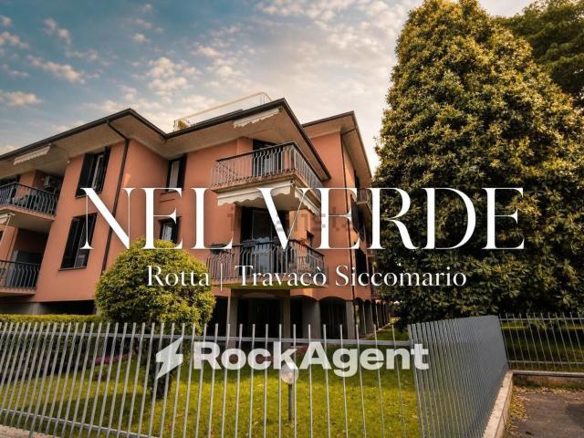 Appartamento in vendita di 145 m² in Via Alcide de Gasperi, 3