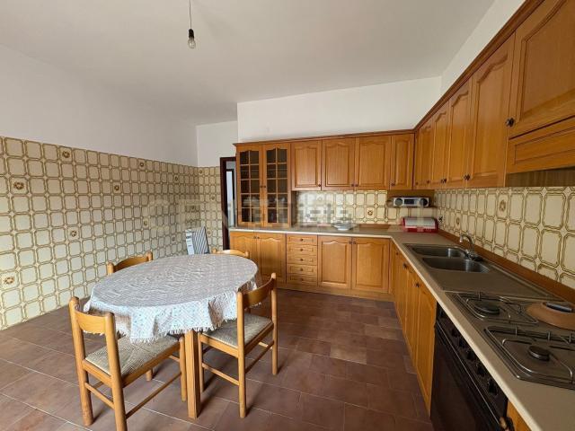 Appartamento in vendita di 145 m² in Via Aldo Moro