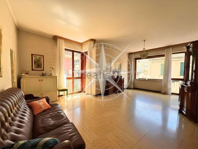Appartamento in vendita di 145 m² in Via Alessandro Lamarmora, 25