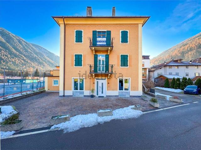 Appartamento in vendita di 145 m² in Via alla Croce