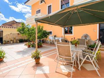 Appartamento in vendita di 145 m² in Via Assemini