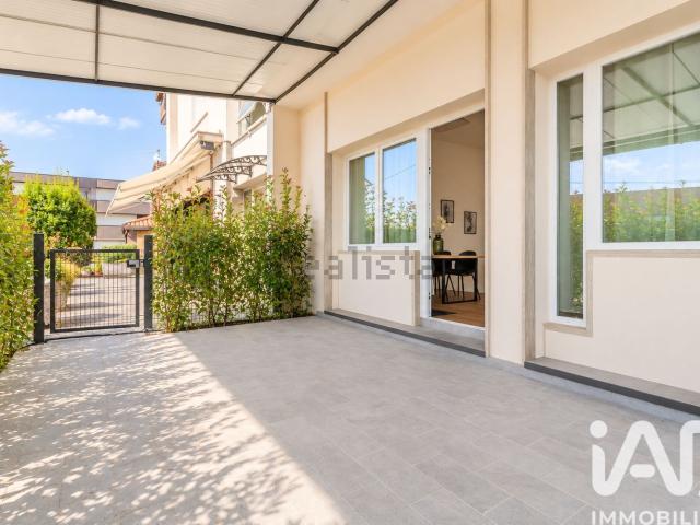 Appartamento in vendita di 145 m² in Via Achille de Zigno, 10