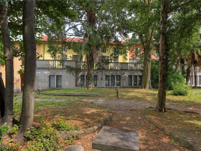 Appartamento in vendita di 145 m² in Via Briante, 60
