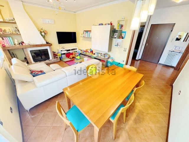 Appartamento in vendita di 145 m² in Via G. Marconi, 73