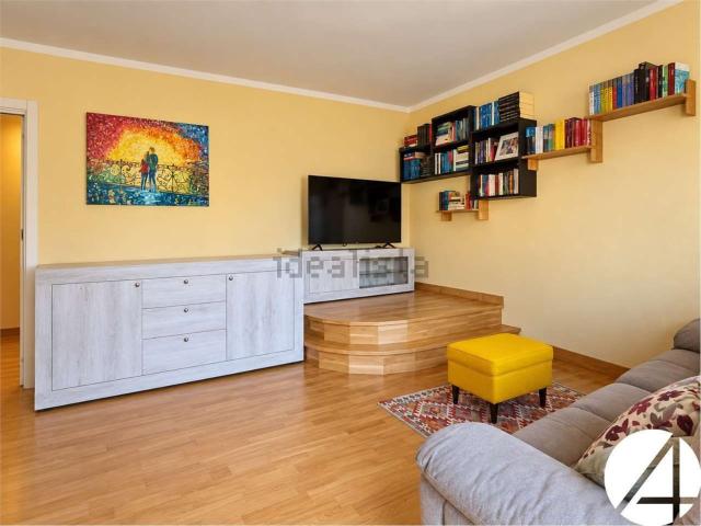 Appartamento in vendita di 145 m² in Via G. Matteotti, 82