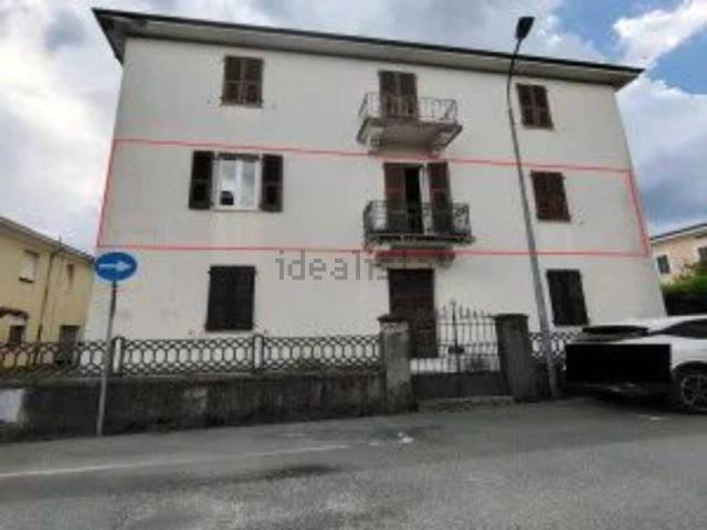 Appartamento in vendita di 145 m² in Via Gen. Reisoli, 38