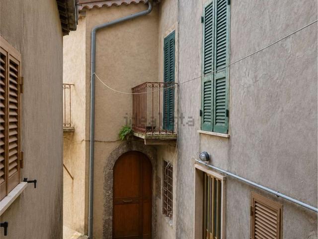 Appartamento in vendita di 145 m² in Via Giuseppe Garibaldi, 27