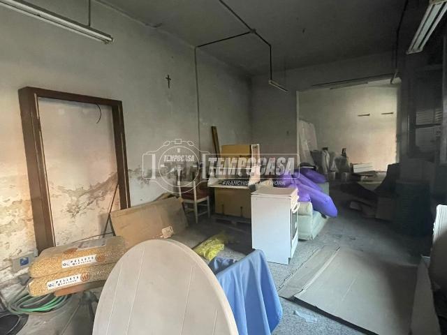 Appartamento in vendita di 145 m² in Via Giacomo Matteotti