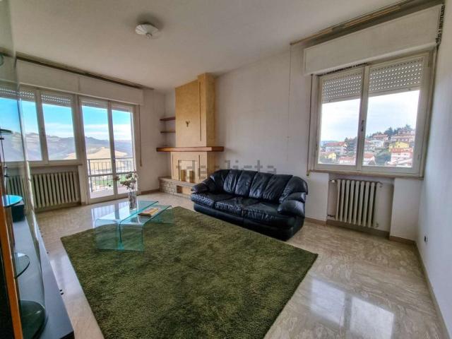 Appartamento in vendita di 145 m² in Via Giacomo Puccini
