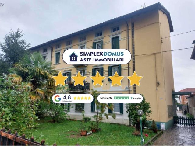 Appartamento in vendita di 145 m² in Via Dante Alighieri