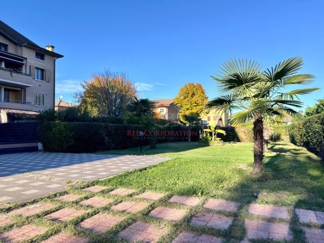 Appartamento in vendita di 145 m² in Via Dante Freddi, 186