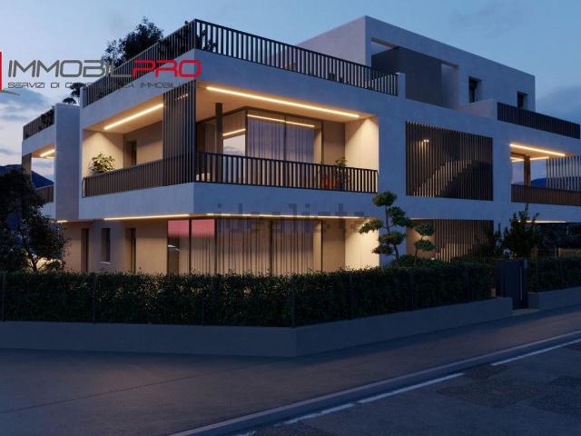 Appartamento in vendita di 145 m² in Via dell&apos Alpino, 2