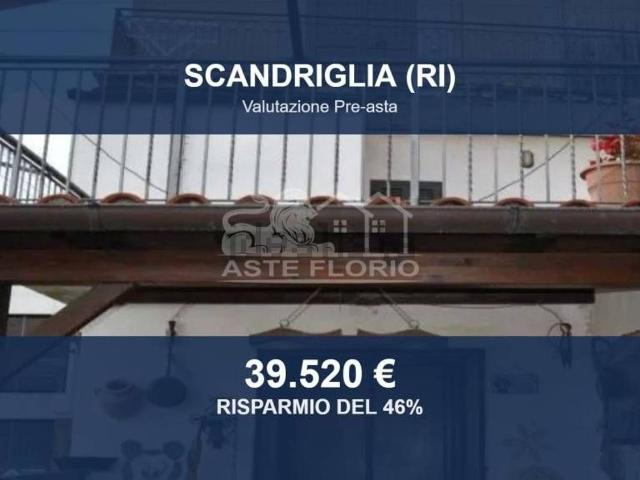 Appartamento in vendita di 145 m² in Via di Sotto, 4