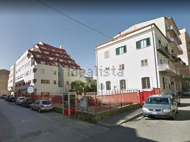 Appartamento in vendita di 145 m² in Via Enrico Toti