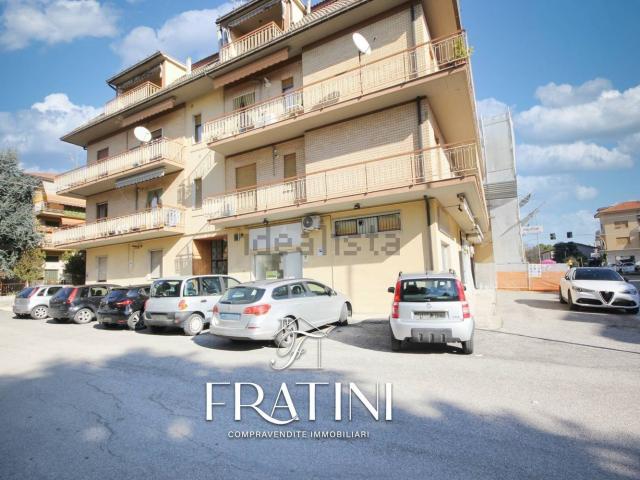 Appartamento in vendita di 145 m² in Via Francesco Crispi, 4