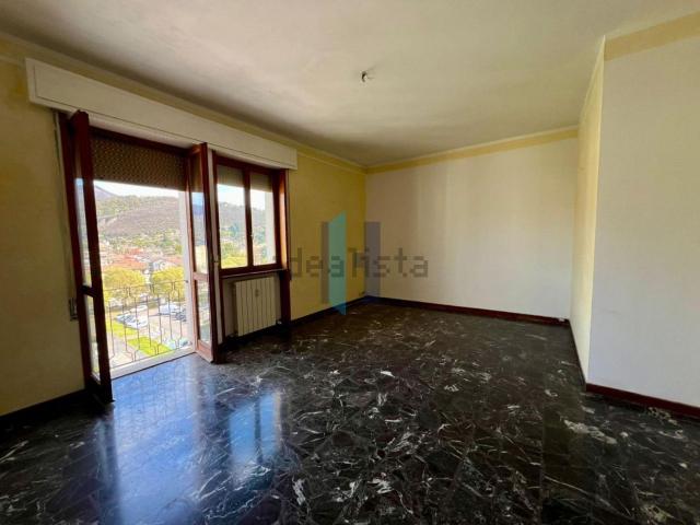 Appartamento in vendita di 145 m² in Via I. Vivanti, 11