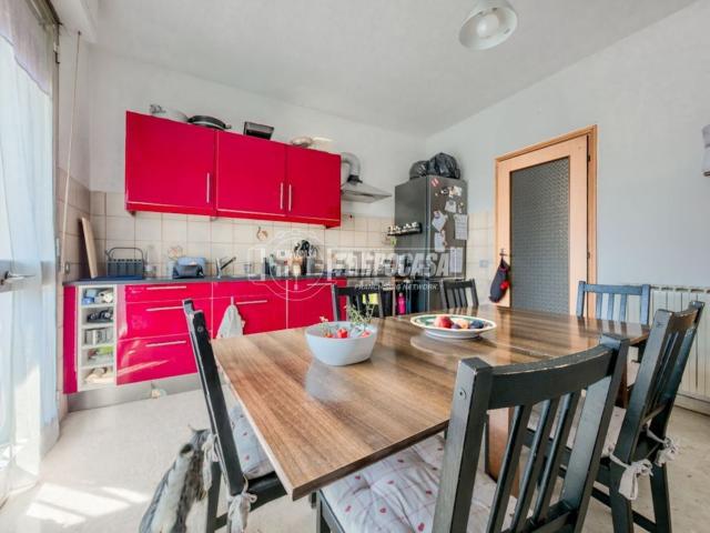 Appartamento in vendita di 145 m² in Via Indipendenza