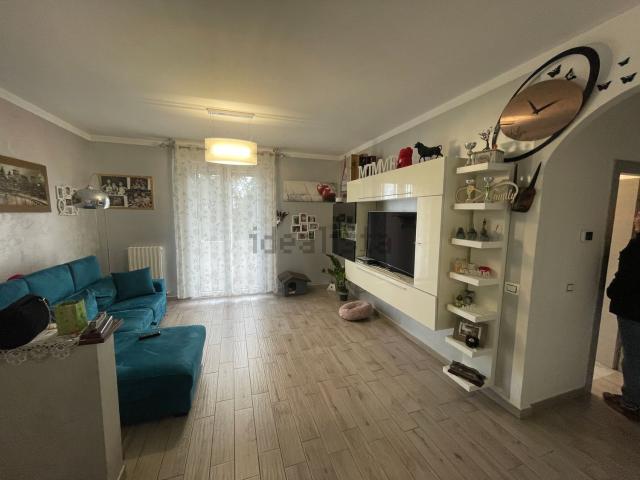 Appartamento in vendita di 145 m² in Via J.F.Kennedy