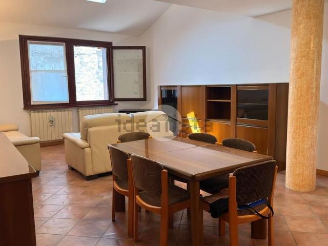 Appartamento in vendita di 145 m² in Via Leutelmonte, 7