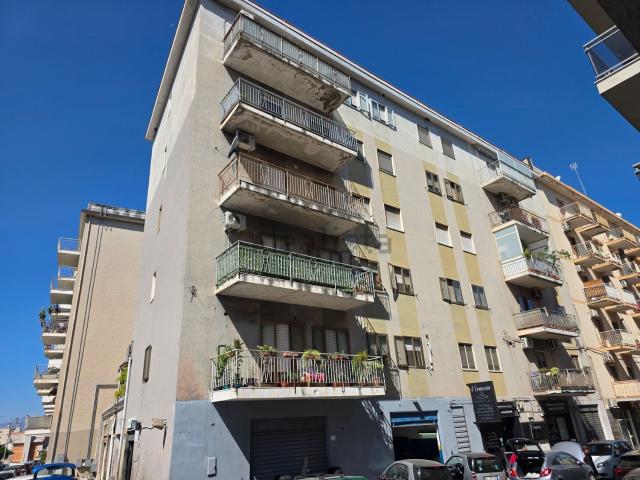 Appartamento in vendita di 145 m² in Via Monsignor Antonio Lanza, 4