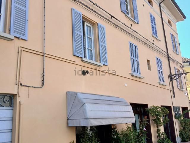 Appartamento in vendita di 145 m² in Via Monte Pasubio, 1