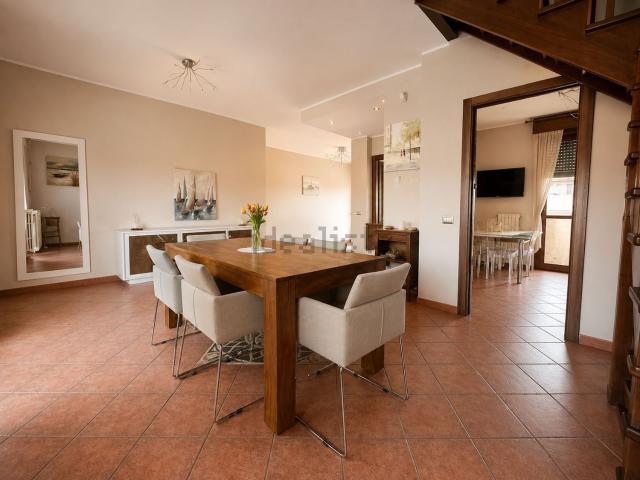 Appartamento in vendita di 145 m² in Via Montrasi