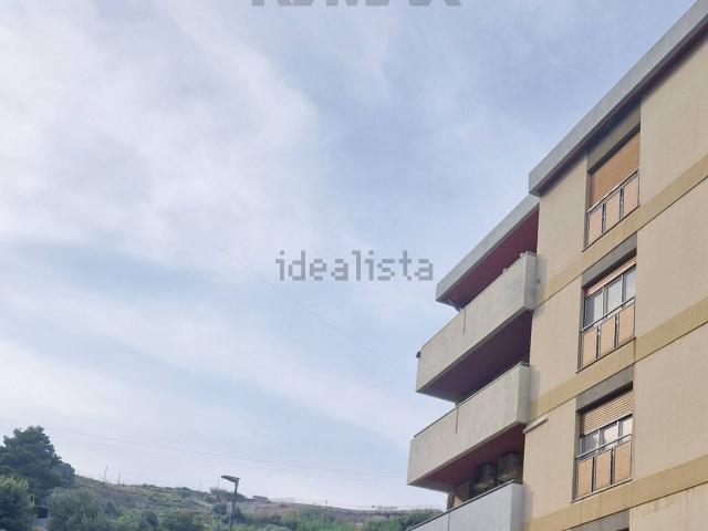 Appartamento in vendita di 145 m² in Via Muzio Attendolo Sforza, 18
