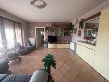 Appartamento in vendita di 145 m² in Via Schenavoglia, 9