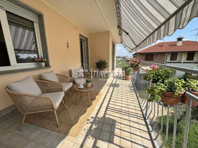 Appartamento in vendita di 145 m² in Via Stradivari, 10