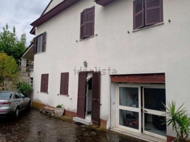 Appartamento in vendita di 145 m² in Via Porta di Giove