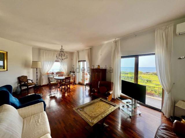 Appartamento in vendita di 145 m² in Via Posillipo